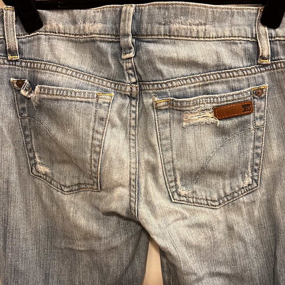 JOE’S sz 23 jeans, nice flattering fit. Slight flare. - Picture 4 of 4